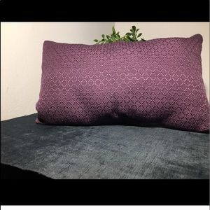 Accent pillow